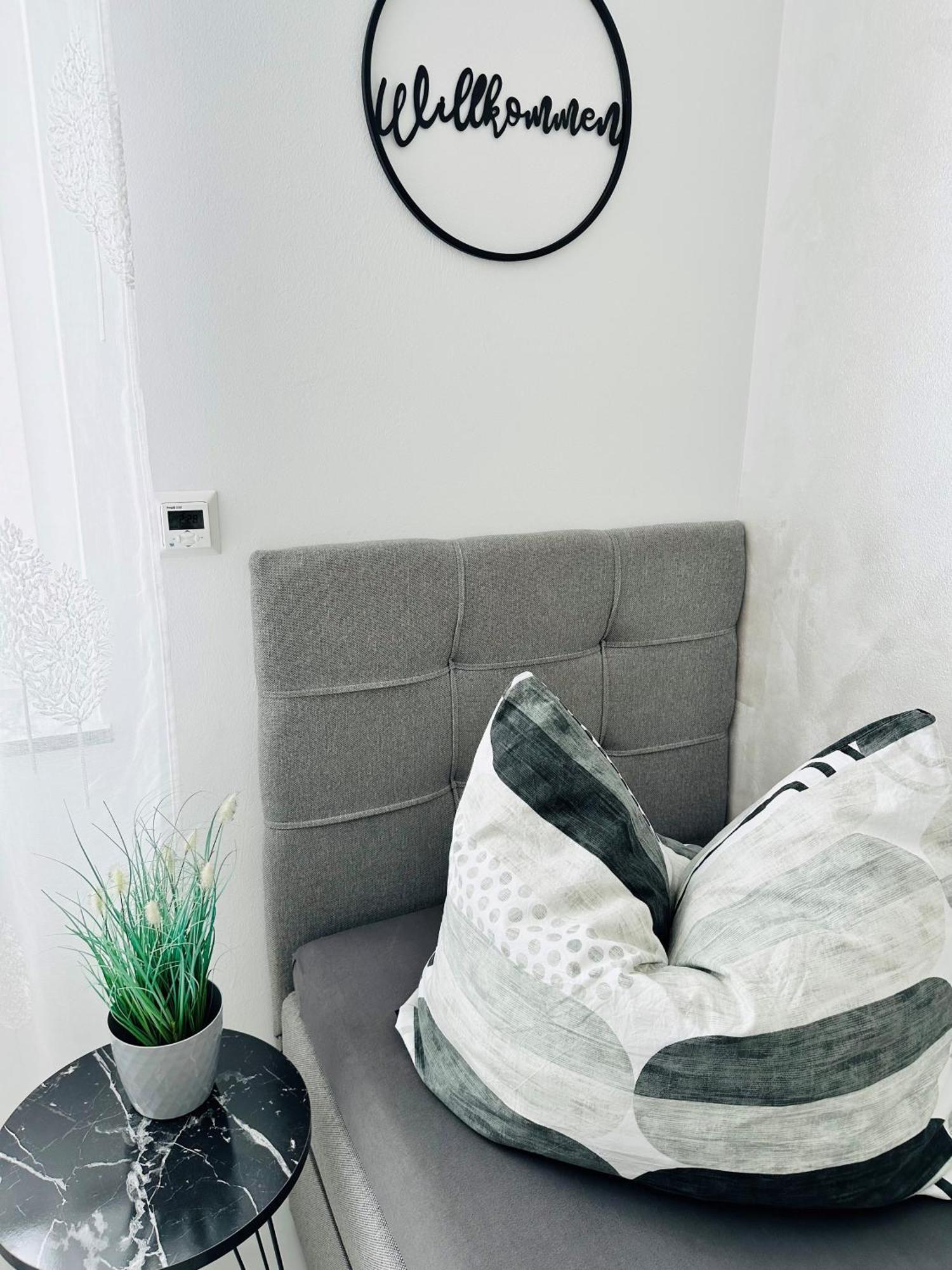 Fewo Bee61 * Langen Exklusiv Fuer 4 Personen *Vollausstattung Mit Kueche* Inklusive Terrasse Esterno foto
